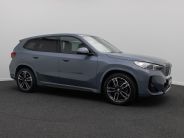 Foto Nummer 4: BMW iX1